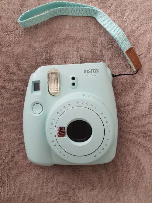 Instax camera