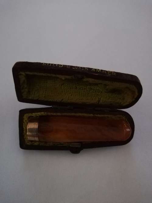 SOLID 9CT GOLD AMBER CHEROOT  ** CRAZY R1 START **