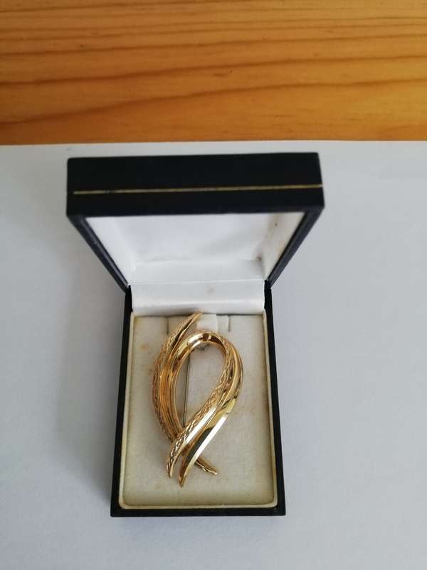 * SOLID 9CT GOLD * VERY RARE BROOCH * KOLLMAN & JOURDAN * 5.5 GRAMS OF GOLD * CRAZY R1 START !!!!!
