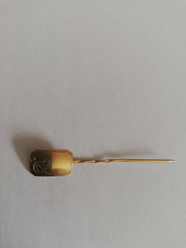 * SOLID 9CT GOLD * TIE PIN * CLEARLY MARKED * BRITISH HALLMARKS * CRAZY R1 START !!!