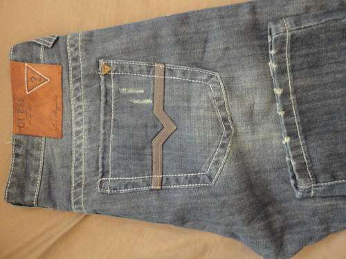 GUESS ORIGINAL PREMIUM JEANS 30,32