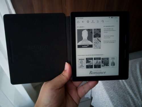 Kindle Oasis E-reader - 7" High-Resolution Display (300 ppi),  Built-In Audible  with Battery Cover!