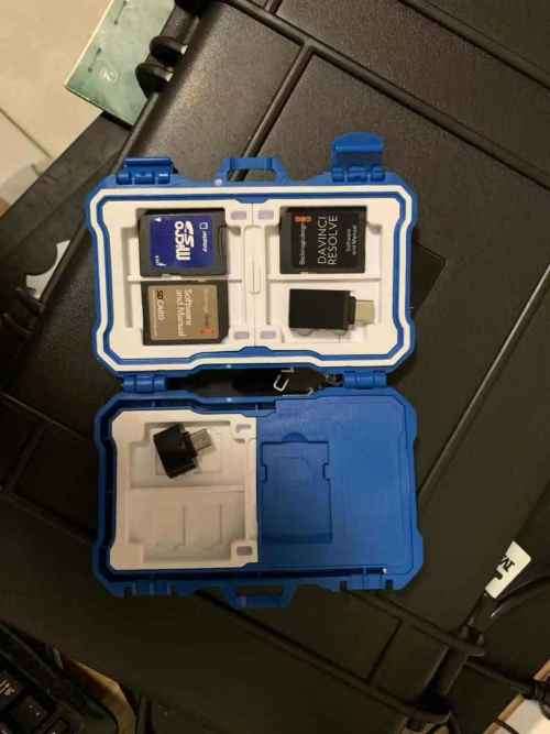 Storage Super Bundles!!! 3 x 1TB hardrives ! plus a card reader and enloser