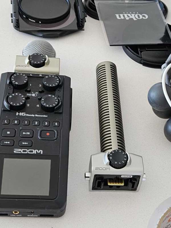 Zoom H6 Handy Sound Recorder With Two Mics