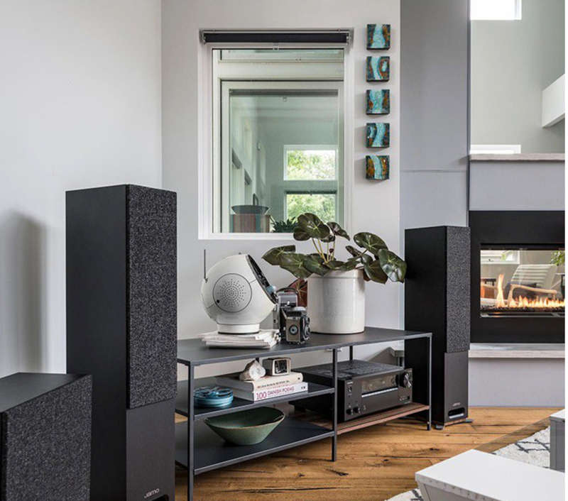 Jamo S805 HCS 5.0 Surround Sound Speaker Package -Black