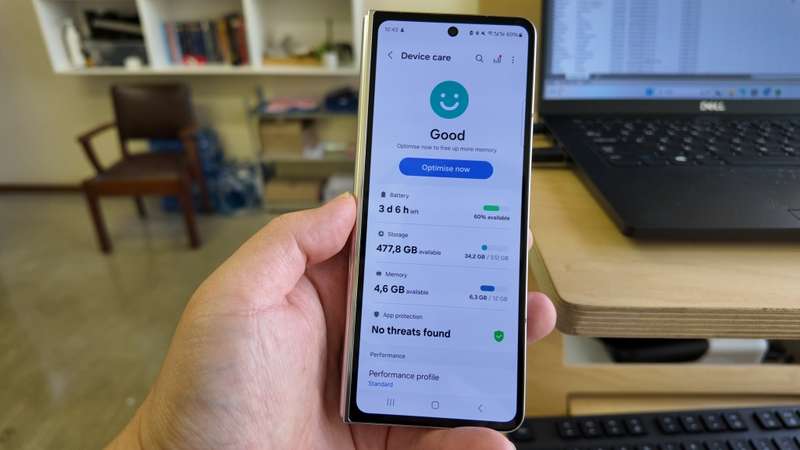 Samsung Galaxy Z Fold5 5G Cream 512gb dual sim - mint as new