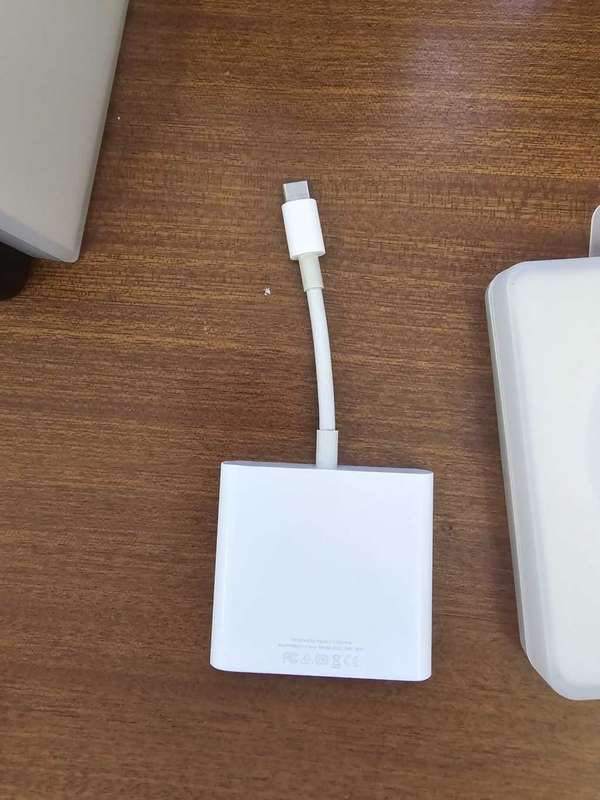APPLE USB-C Digital AV Multiport Adapter
