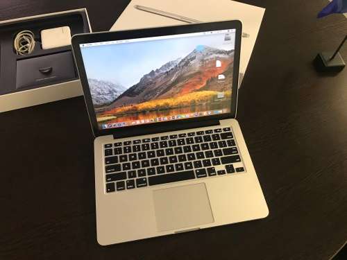 MacBook Pro 13 inch,  8gigs Ram, 2.4Ghz up to 3.7Ghz speeds, 256 SSD HDdrive, Retina display