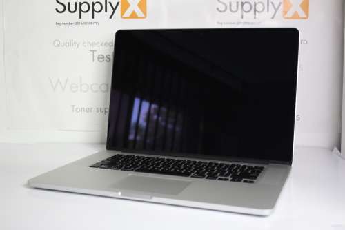 Apple Macbook Pro Retina 15.4 inch Quad-Core i7, 16gb RAM 2015 Spec ,  Latest OS Big SUR