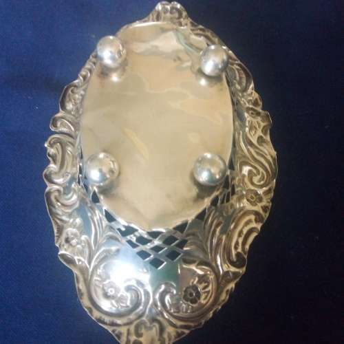 HALLMARKED STERLING SILVER PIERCED SWEET DISH