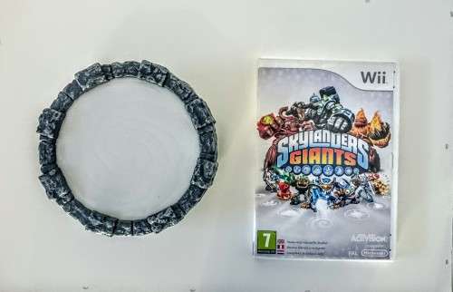 Skylanders Giants and Portal (Wii)