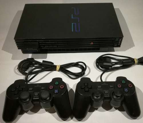 PlayStation 2 Phat + 2 Controllers