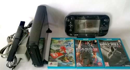 Nintendo Wii U Premium Edition 32GB + 3 Games