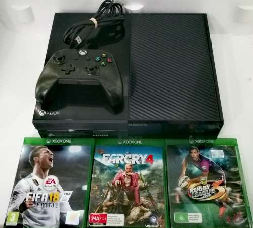 Xbox One 500GB.+ One Controller