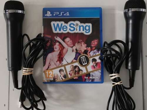 Playstation 4 WeSing Bundle + 2 Wired Microphones