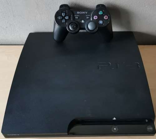 PlayStation 3 Slim 250GB and 1 Controller