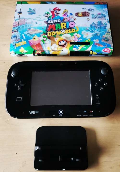 Nintendo WiiU Super Mario 3D World Edition 32GB Console