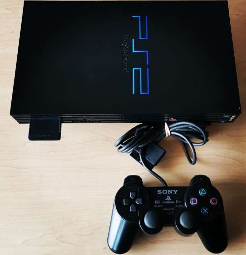 PlayStation 2 Phat with one Controller and 8MB Memory Card