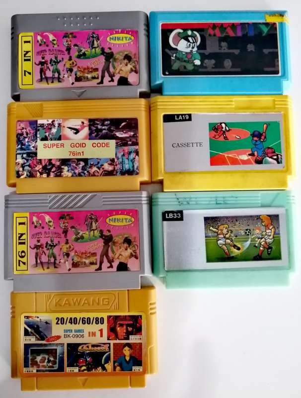 Retro Famicom Game Cartridge - (Bundle)