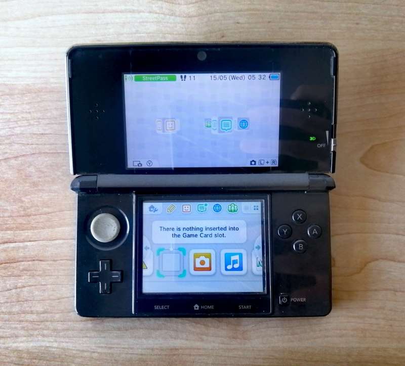 Nintendo 3DS Black - Good Condition