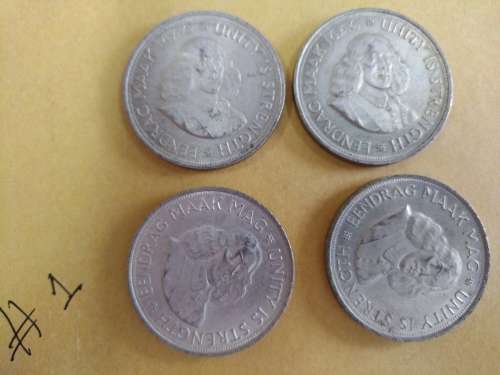 LOT # 1 FOUR 1964 SOUTH AFRICAN 50 CENTS COINS
