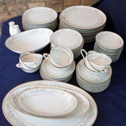 Stunning 1960s NORITAKE Vintage Dinner Service - Made in Japan