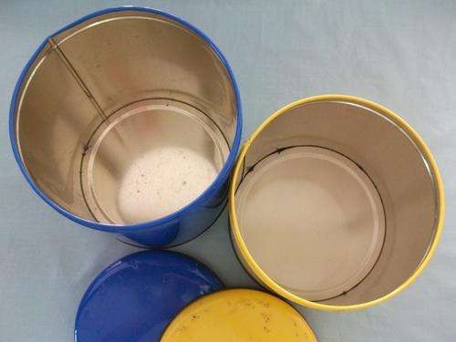 Large Yellow Tin and Medium Blue Tin