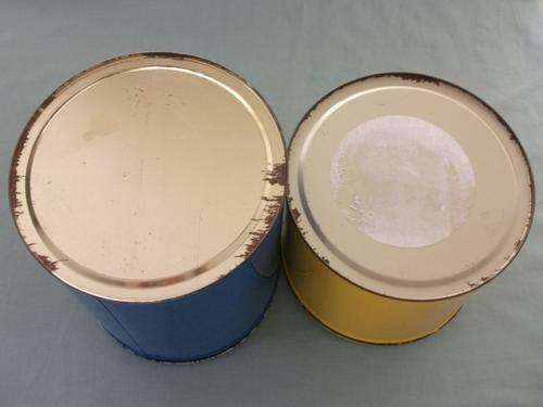 Large Yellow Tin and Medium Blue Tin
