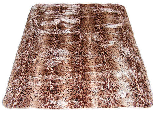Luxurious silky soft blanket, animal print, 200x240 cm, 4 kg, 1 ply