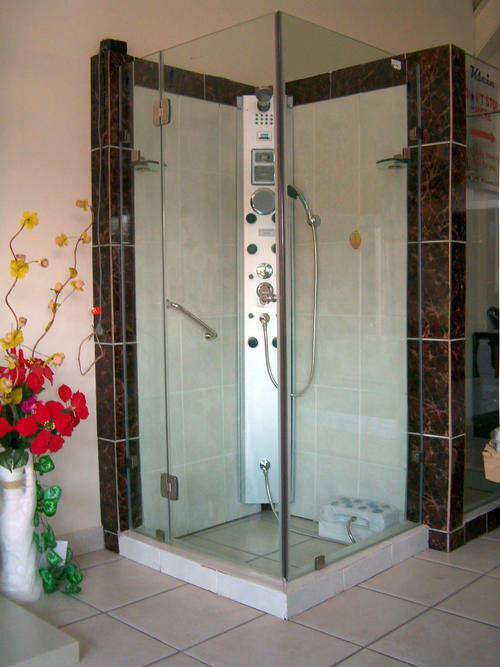 Frameless Shower 1mx1mx2m H, 8mm temp glass, S/Steel hinges/accesories, glass shelves,