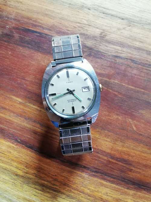 Vintage Timex Automatic watch working