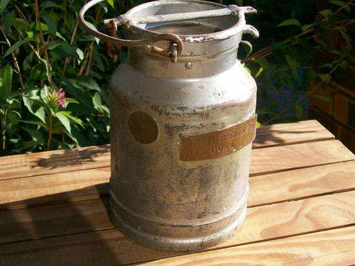 1 GALLON MILK CAN