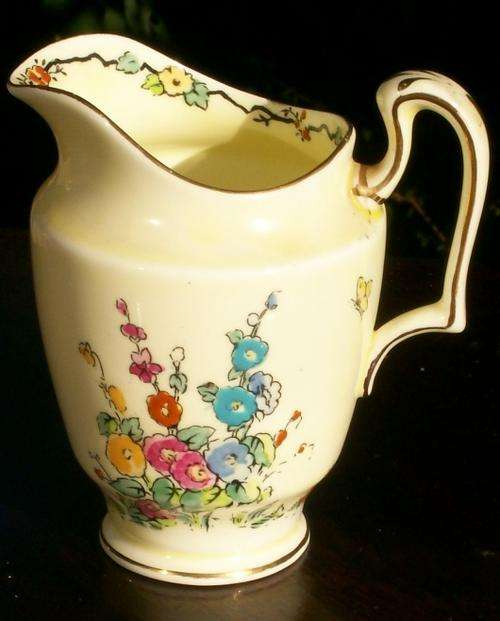 CROWN STAFFORDSHIRE CREAMER R1 START
