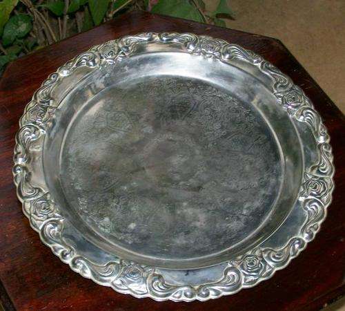 SILVER PLATED ROUND TRAY