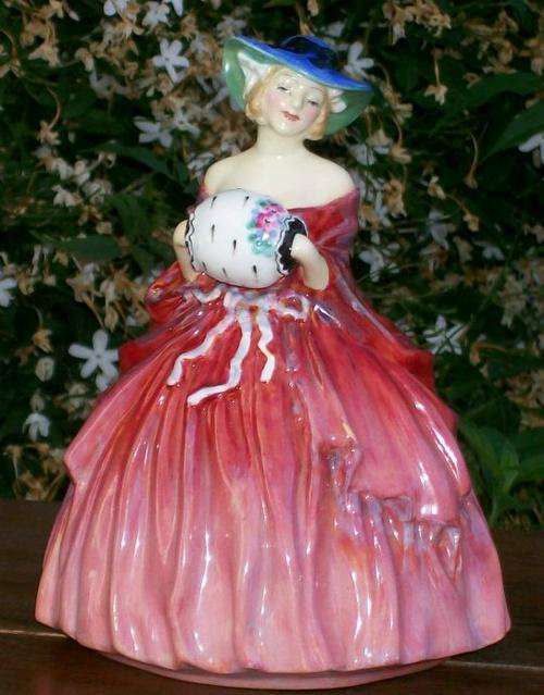 ROYAL DOULTON FIGURINE "GENEVIEVE"