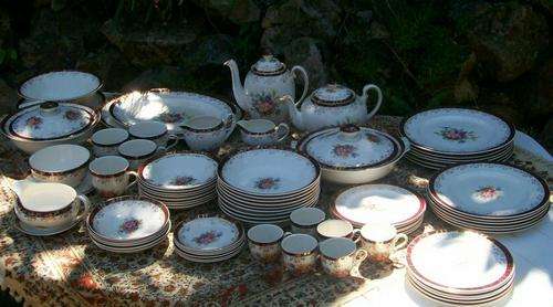 EXTRAORDINARY LARGE 82 PC DINNER SERVICE BY J. FRYER & SON TUNSTALL ENGLAND ## FREE SHIPPING##