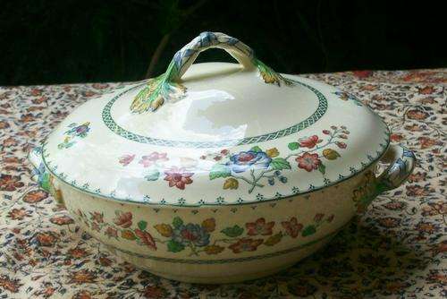 COPELAND SPODE TUREEN "ROYAL JASMINE"