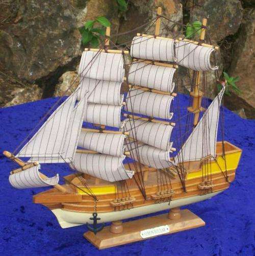 SHIP MODEL ~ SEMON BOLIVAR CRAZY R1 START