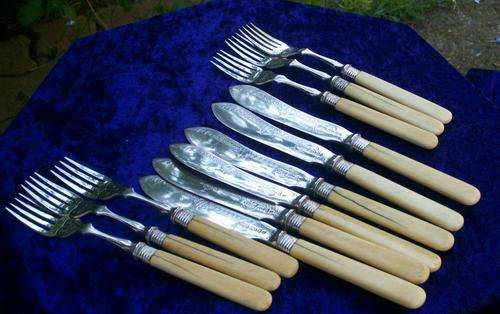 EDWARDIAN SILVER PLATED BONE HANDLED FISH SET ## MAPPIN & WEBB