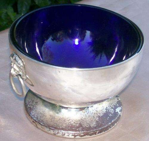 SILVER COLOURED BOWL WITH BLUE GLASS LINER