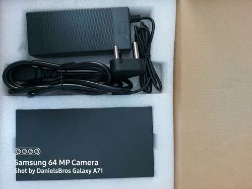 Duxbury 10 port gigabit switch with 8 port AI PoE