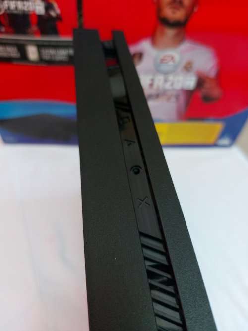 Ps4 Slim 1Tb Console