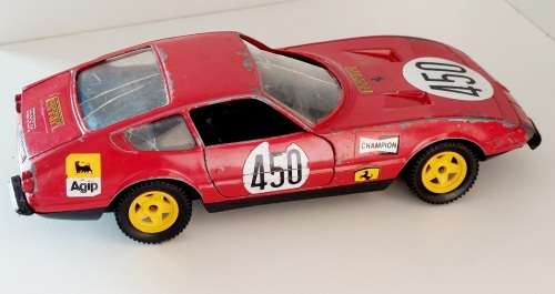 Vintage Ferrari 365 GTB4 Daytona die cast