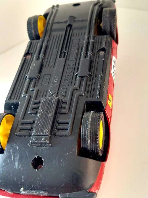 Vintage Ferrari 365 GTB4 Daytona die cast