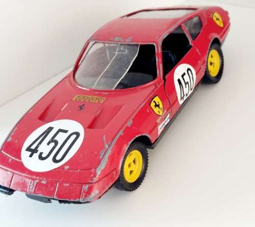 Vintage Ferrari 365 GTB4 Daytona die cast