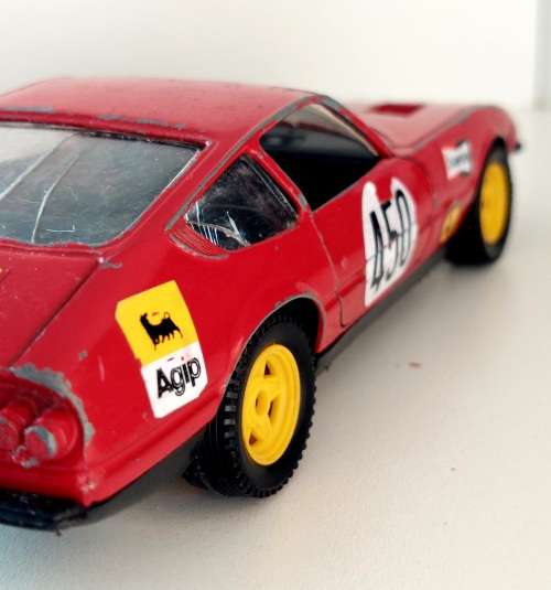 Vintage Ferrari 365 GTB4 Daytona die cast