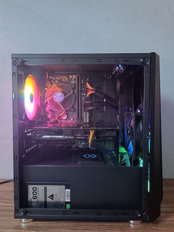 i5 PC Gaming**SSD**16GB Ram**Nvidia Gpu