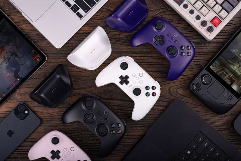 8BitDo Ultimate 2.4g Hall Effect Controller with Charging Dock for PC - 4 Colours Available
