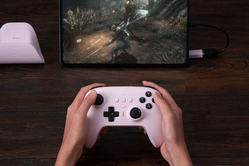 8BitDo Ultimate 2.4g Hall Effect Controller with Charging Dock for PC - 4 Colours Available
