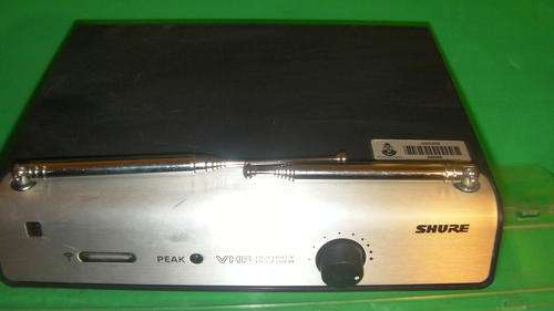 SHURE VHF DIVERSITY RECEIVER